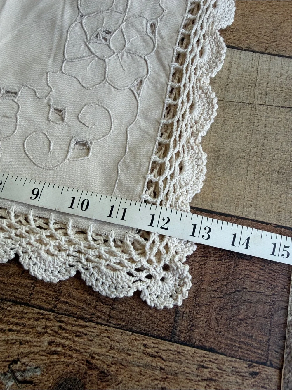 Madeira Crochet Ecru Set of 3 Dresser Scarves